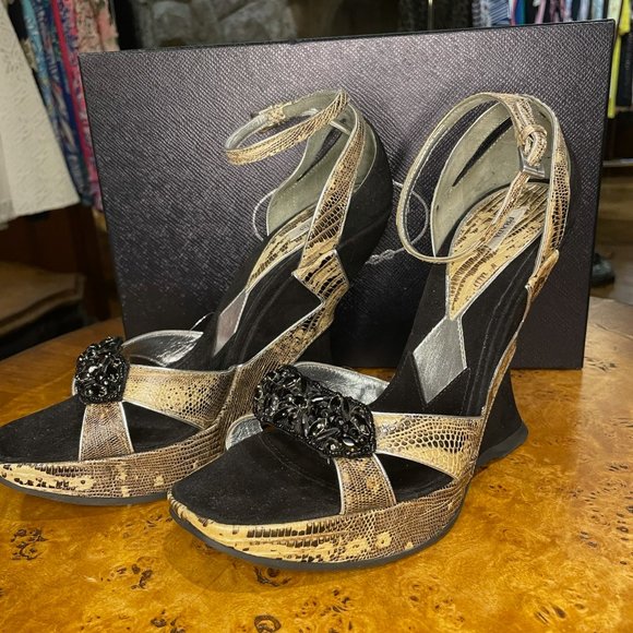 Prada snake skin wedge sandal - Picture 4 of 5